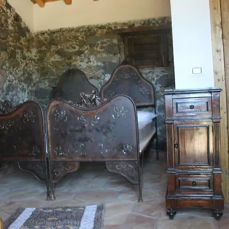 La Caraffara Sull' Etna 农家乐 Puntalazzo